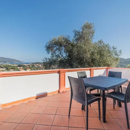 Maison d'hôtes La Palazzina Nel - Goelba Casa Alzi