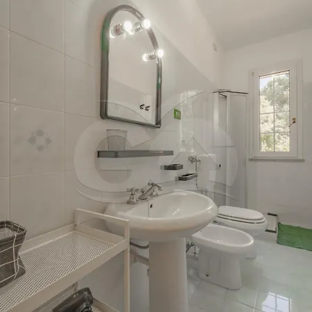 La Palazzina Nel - Goelba 3*